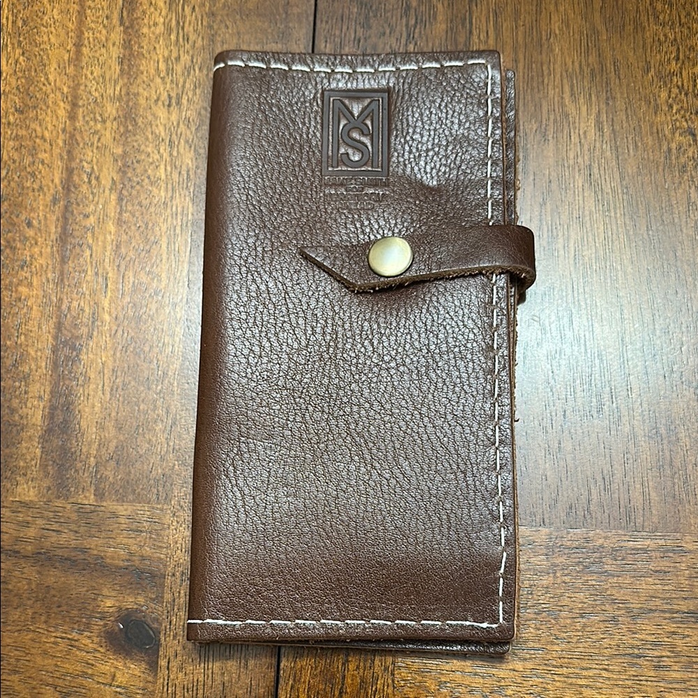Minimalist Brown Leather Wallet